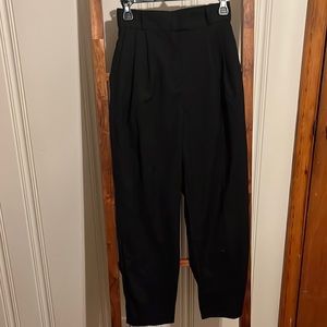 Wide leg trousers/slacks